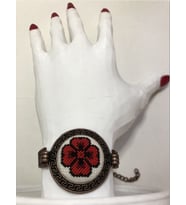 Kanaviçe İşleme Bİleklik (Kırmızı-Siyah)