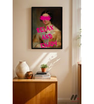 Relax And Enjoy Klasik Portre, Siyah Çerçeveli Duvar Tablosu - Motivasyon Hediyesi
