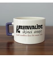 Kayınvalide İkinci Anne Baskılı Mor Kulplu C Fincan