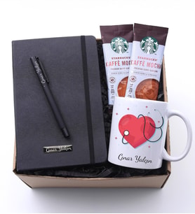 Sağlık Çalışanlarına Özel Baskılı Kupa & Kişiye Özel Siyah Defter & Siyah Roller Kalem & 2'li Caffe Mocha Hediye Seti