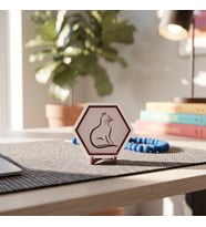 Modern Kedi Temalı Masaüstü Süsü Çalışma Masalarınız İçin Estetik ve Zarif Bir Dekoratif Hediye Seçeneği 10x10 cm