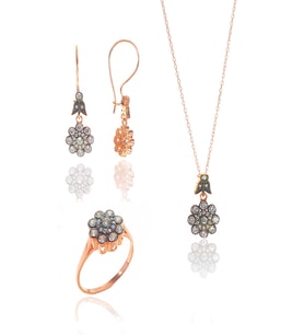 Gümüş rose zirkon taşlı elmas montürlü çiçek modeli set
