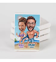 Kişiye Özel Tatil Keyfi Karikatürlü Taş Buzdolabı Magneti