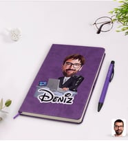 BK Gift Kişiye Özel Erkek Genel Müdür Karikatürlü Mor Termo Deri Defter Kalem Seti Model 1