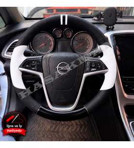 Opel Astra J Dikme Direksiyon Kılıfı Delikli Deri Parlak Siyah Beyaz Detay Çift Yüzük ve Dikiş 2009-2015