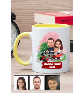 Üç Kişilik Aileye Özel Karikatürlü Sarı Kupa Bardak