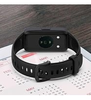 Huawei Band 8 Uyumlu Silikon Kordon, Dayanıklı, Rahat ve Şık Tasarım - Siyah Renk, Kolay Takıp Çıkarma, Sağlam Bağlantı, Tüm Gün Kullanıma Uygun, Spor ve Günlük Kullanım İçin