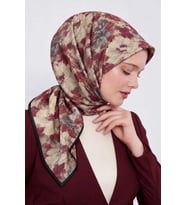 Lesscarves Çiçek Desenli Pamuk İpek Eşarp LS2214