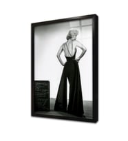 Siyah Beyaz Marilyn Monroe Çerçeveli Cam Tablo