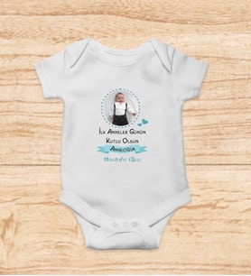 Kişiye Özel Anneler Günü Resimli Bebek Zıbın Tasarım (Erkek Bebek Mavi - Kız Bebek Pembe)