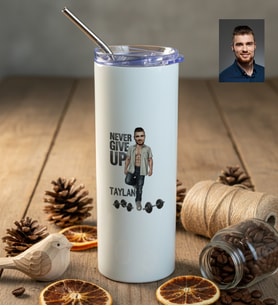 Kişiye Özel Karikatürlü Never Give Up Motivasyon Pipetli Çelik Matara Doğum Günü Hediyesi