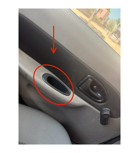 Renault Clio - Symbol Thalia Arka Kapı Çekme Kolu (İç Kolçak)