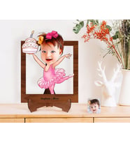 BK Gift Kişiye Özel Bebek Doğum Günü Karikatürlü Ahşap Standlı 3D Biblo-3 (Beyaz)