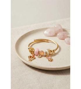 Pembe Uçan Model Charmlı Gold Renk Bileklik