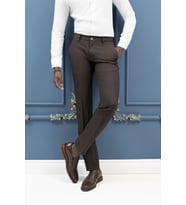 Slimfit Mevsimlik Fermuar Kapamalı Yan Cepli Kumaş Pantolon