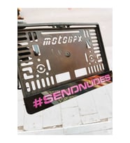 Motor Plakalık " Sendnudes ''takmatik Lazer Kesim Pleksi ( 1 Adet )