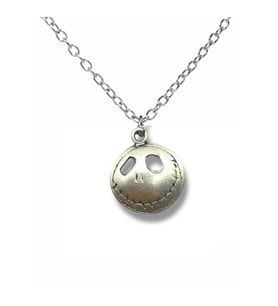 Cadılar Bayramı Kolyesi  Halloween Temalı Gotik Metal Unisex Aksesuar – 60 cm Zincir (Gümüş)