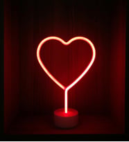 Neon Işıklı Kalp Masa Gece Lambası PİL+USB
