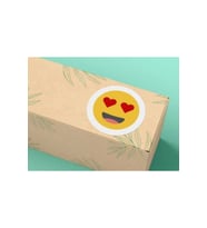 Kalpli Sevimli Gülen Surat Yuvarlak Mat Etiket Cute Round Sticker 3 Cm (95 Adet)