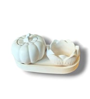 Dekoratif Bal Kabağı ve Lotus Mumluk Seti