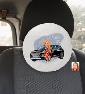 BK Gift Kişiye Özel Plakalı Kadın Hyundai Tucson Karikatürlü Yuvarlak Araç Koltuk Yastığı-2
