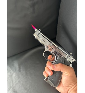 Baretta Modeli Tabanca Çakmak Kutusunda Standlı