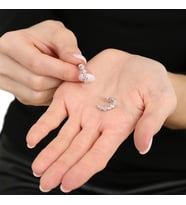 Sıralı Zirkon Taşlı Silver Renk Yarım Tur 925 Ayar Gümüş Kadın Küpe