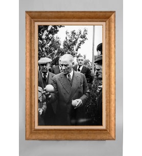 Altın Varaklı Çerçeveli Paspartulu Atatürk Tablo a649 (Gold)