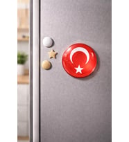 Türk Bayraklı Cam Buzdolabı Magneti – 6 cm Parlak Yüzey Güçlü Mıknatıslı Dekoratif Süs