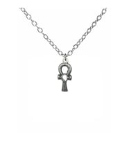 Ankh Yaşam Figürlü Unisex Kolye – 60 cm Zincirli, Antik & Mısır Temalı Metal Takı (Gümüş)