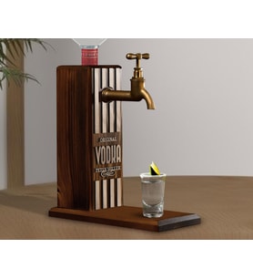 BK Gift Kişiye Özel Kabartma İsimli Musluklu Ceviz Ahşap Vodka Standı, Vodka Çeşmesi, Doğum Günü Hediyesi, Ev Hediyesi, İçecek Dispenseri (Model 1)