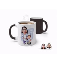 BK Gift Kişiye Özel Anneler Günü Temalı Anne Kız Chef Karikatürlü Sihirli Kupa Bardak-1 (Beyaz)