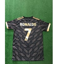 Cristiano Ronaldo Özel Tasarım Real Madrid Forması 2023/2024 Sezonu (Çok Renkli)