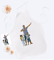 BK Gift Kişiye Özel Tam Boy Baba ve Oğullar Karikatürlü Beyaz Mutfak Önlüğü-1
