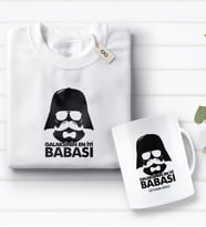 BK Gift Kişiye Özel Galaksinin En İyi Babası Tasarımlı Beyaz Tişört ve Kupa Seti-2 (Model 1)