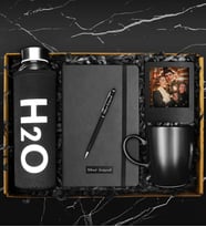 Özel Kılıflı Cam Şişe Matara & Kişiye Özel Defter & Metal Touch Pen Kalem & Fotoğraf Çerçevesi & Siyah Kupa Hediye Seti