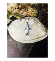 üç Boyutlu Gümüş Kaplama Gotik Haç Kolye