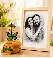 Kişiye Özel Karakalem Fotoğraflı Ahşap Çerçeveli Kahve Kaplumbağa Masa Lambası