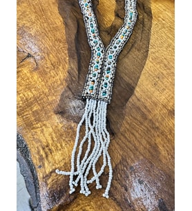BONCUK İŞLEME PÜSKÜLLÜ YAKA DİKİŞ AKSESUARI APLİK 29X20 CM