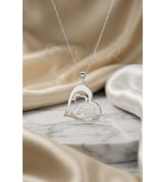 925 Ayar Gümüş İsimli Kalpli Kolye
