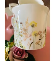 İrlanda Porseleni Nutmeg Bone China Kemik Porselen Sarı Papatya Çiçek Desenli Kupa/Mug (Sarı-Yeşil-Kahverengi-Beyaz)