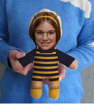 BK Gift Kişiye Özel Fotoğraflı Çocuk Arı Bebek Yastık-1