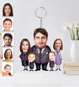 Kişiye Özel Adams Family 5 kişilik Aile Ahşap Anahtarlık-59