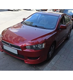 Mitsubishi Lancer Ön Flap Parlak Siyah Plastik Sağ Sol
