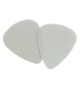Fender 0986351750 351 Shape Naylon Gitar Penası 0.60 mm (12'li) Hafif Esnek Orta-İnce Kalınlık Parlak ve Net Akustik Tonlar
