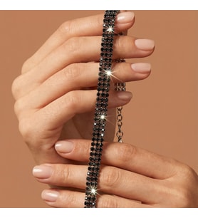 Valmont Accessories 16+2 cm Ayarlanabilir Siyah Taşlı Işıltılı 3 Sıra Su Yolu Kadın Bileklik