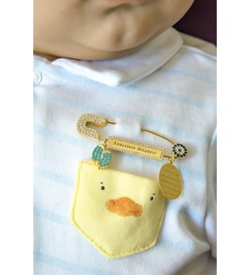 Annesinin Bitanesi Yazılı Erkek Bebek Iğnesi 14 Ayar Altın Kaplama 925 Ayar Gümüş Bebek