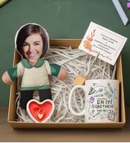 BK Gift Kişiye Özel Kadın Öğretmen Bebek Yastık & Kupa Bardak & Mum & Notluk -1, Öğretmenler Günü, Öğretmene Hediye