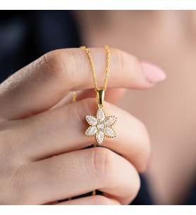Vaoov 925 Ayar Gümüş Damla Taşlı Gold Çiçek Kolye