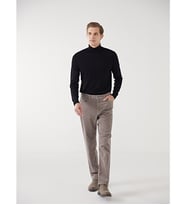 LCWAIKIKI Classic Bej Standart Kalıp Kadife Erkek Chino Pantolon